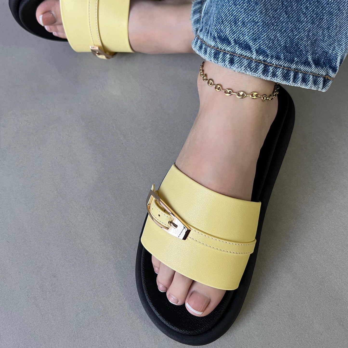 REF. B085