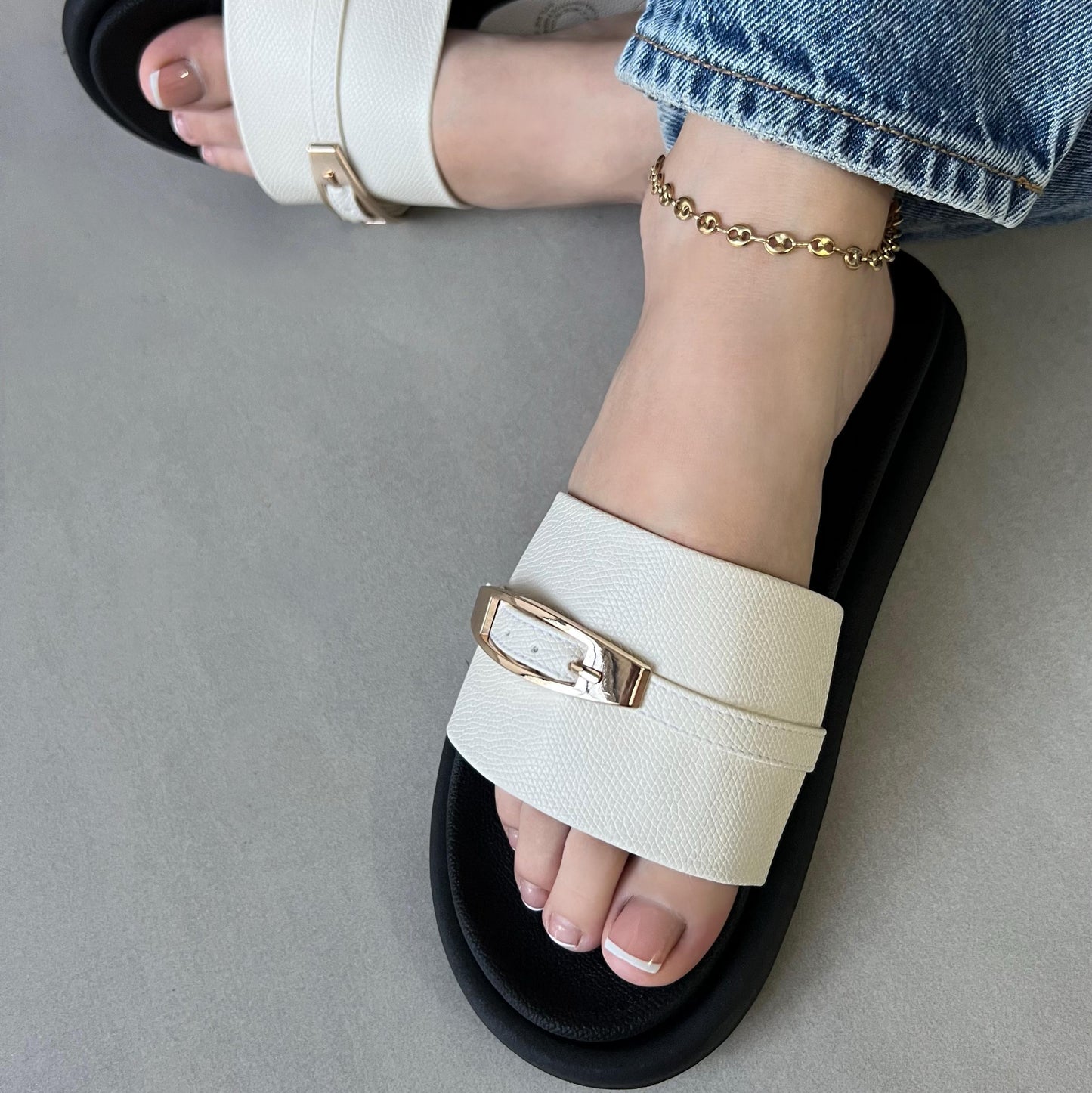 REF. B085